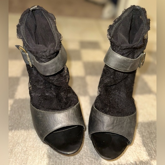 Betsey Johnson Lace sock platform heels punk grunge Y2K - Picture 1 of 6